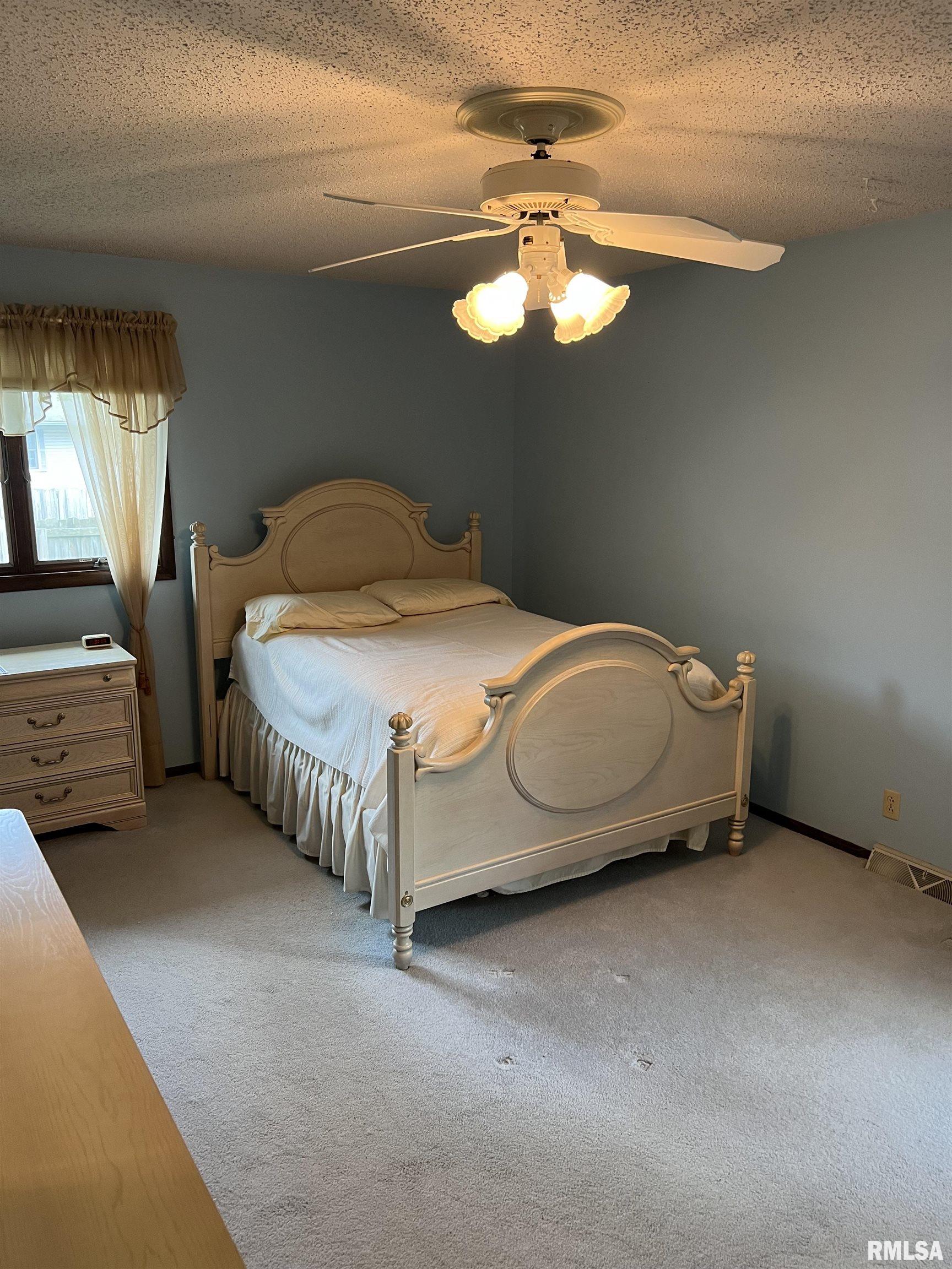 3804 Thrush Lane Springfield, IL 62707 - Photo 10 of 27
