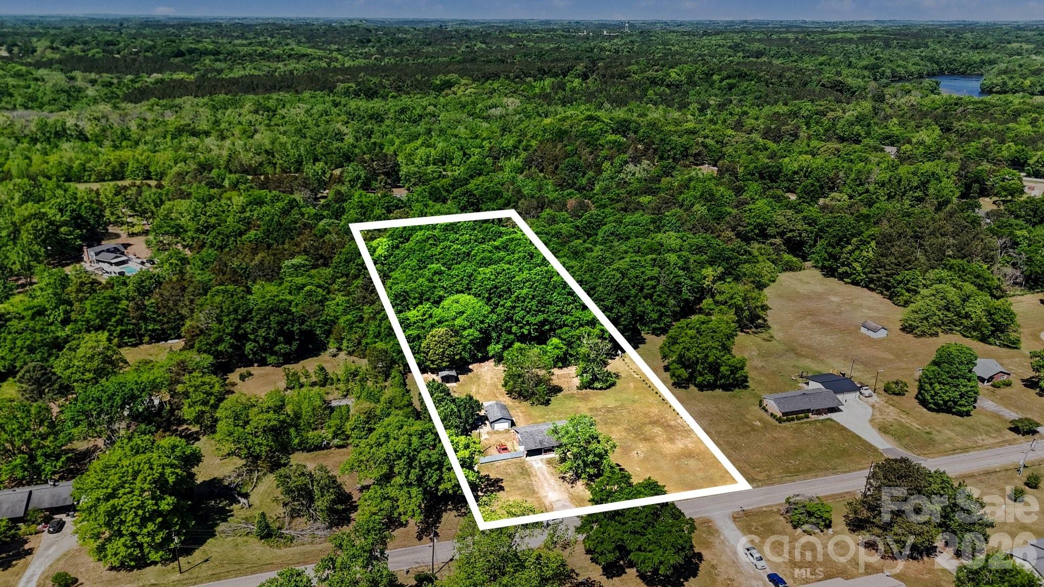 1145 Craigbrow Circle Chester, SC 29706 - Photo 25 of 27 an aerial view of house with yard