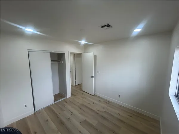 $2,500 | 5900 Fawn Avenue, Las Vegas, NV 89107