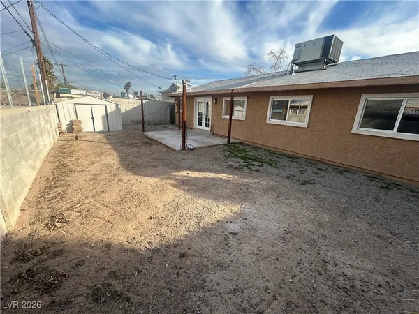 $2,500 | 5900 Fawn Avenue, Las Vegas, NV 89107