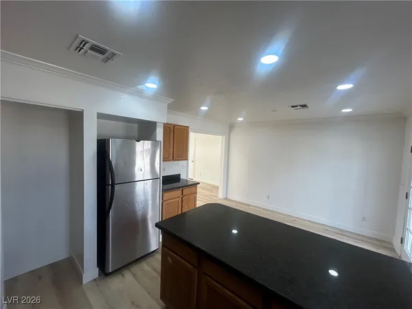 $2,500 | 5900 Fawn Avenue, Las Vegas, NV 89107