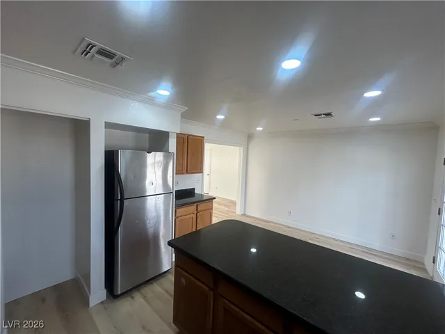 $2,500 | 5900 Fawn Avenue, Las Vegas, NV 89107