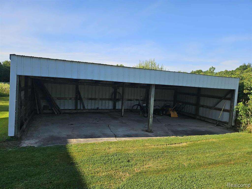 3490 Le Valley Road Columbiaville, MI 48421 - Photo 26 of 54 Gallery Image 26