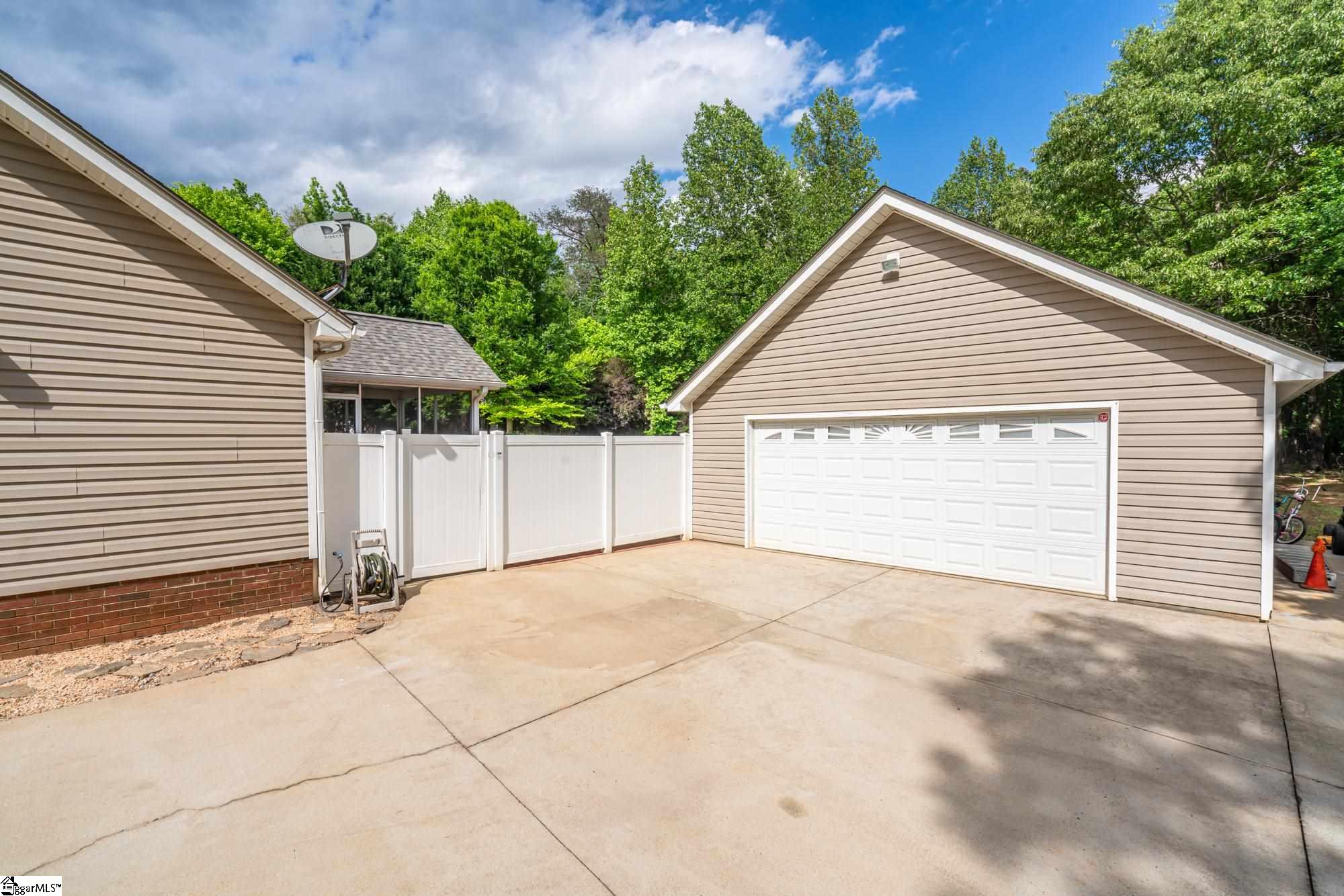 223 Rambling Ivy Trail Inman, SC 29349 - Photo 31 of 36