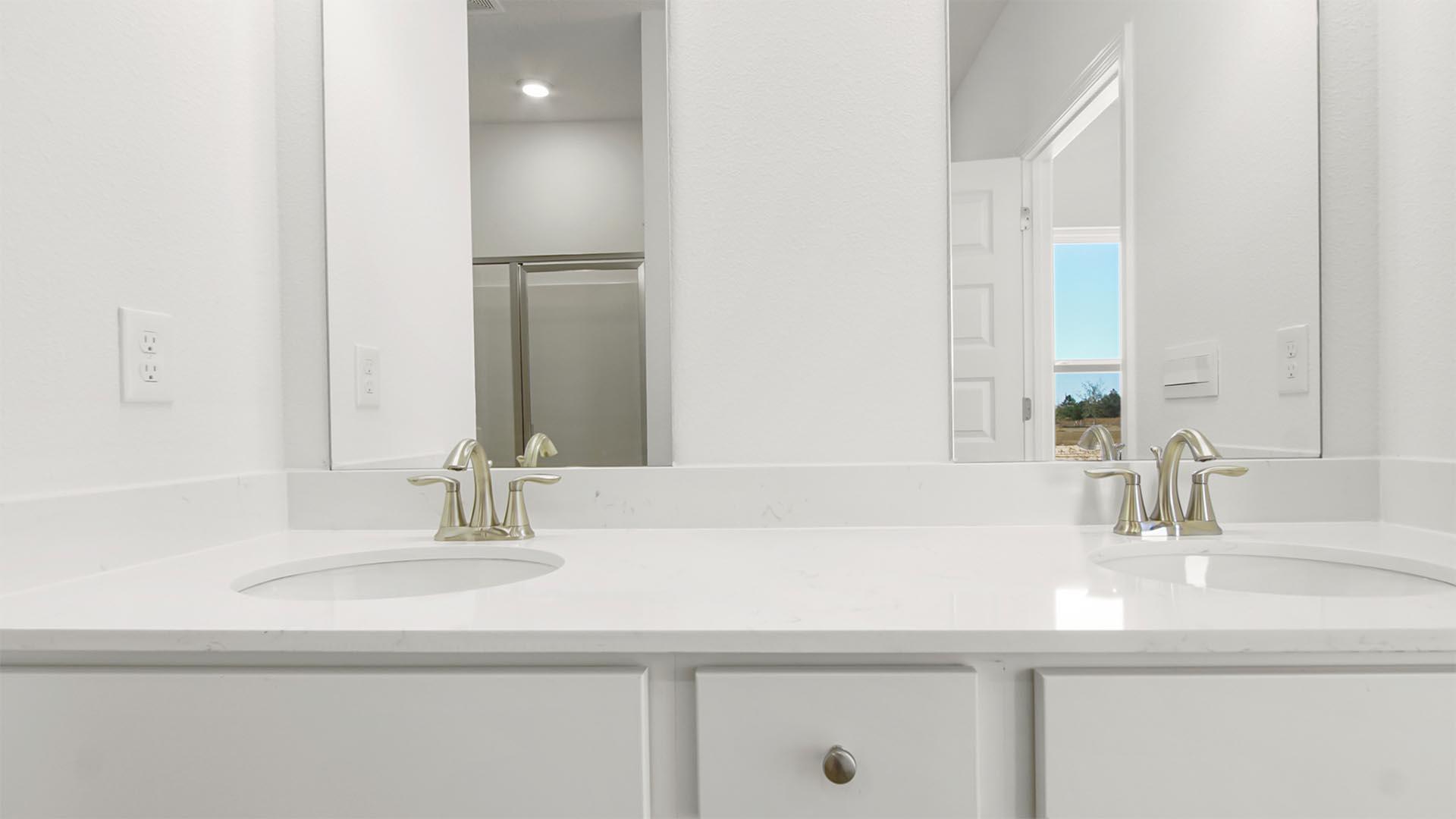 16 Foxtrail Run Freeport, FL 32439 - Photo 11 of 17 a bathroom with a sink and a mirror