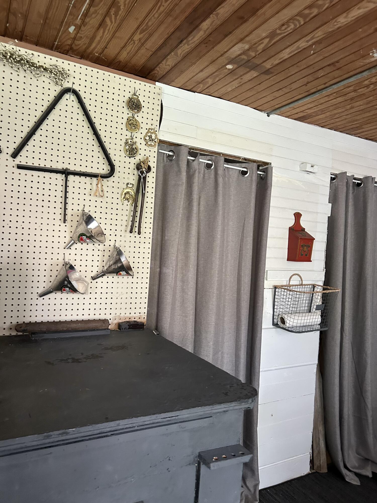 53 Congress Street Belfast, ME 04915 - Photo 57 of 65 EB5BBA1E-5AD5-4A0F-8122-37D09A36CE51