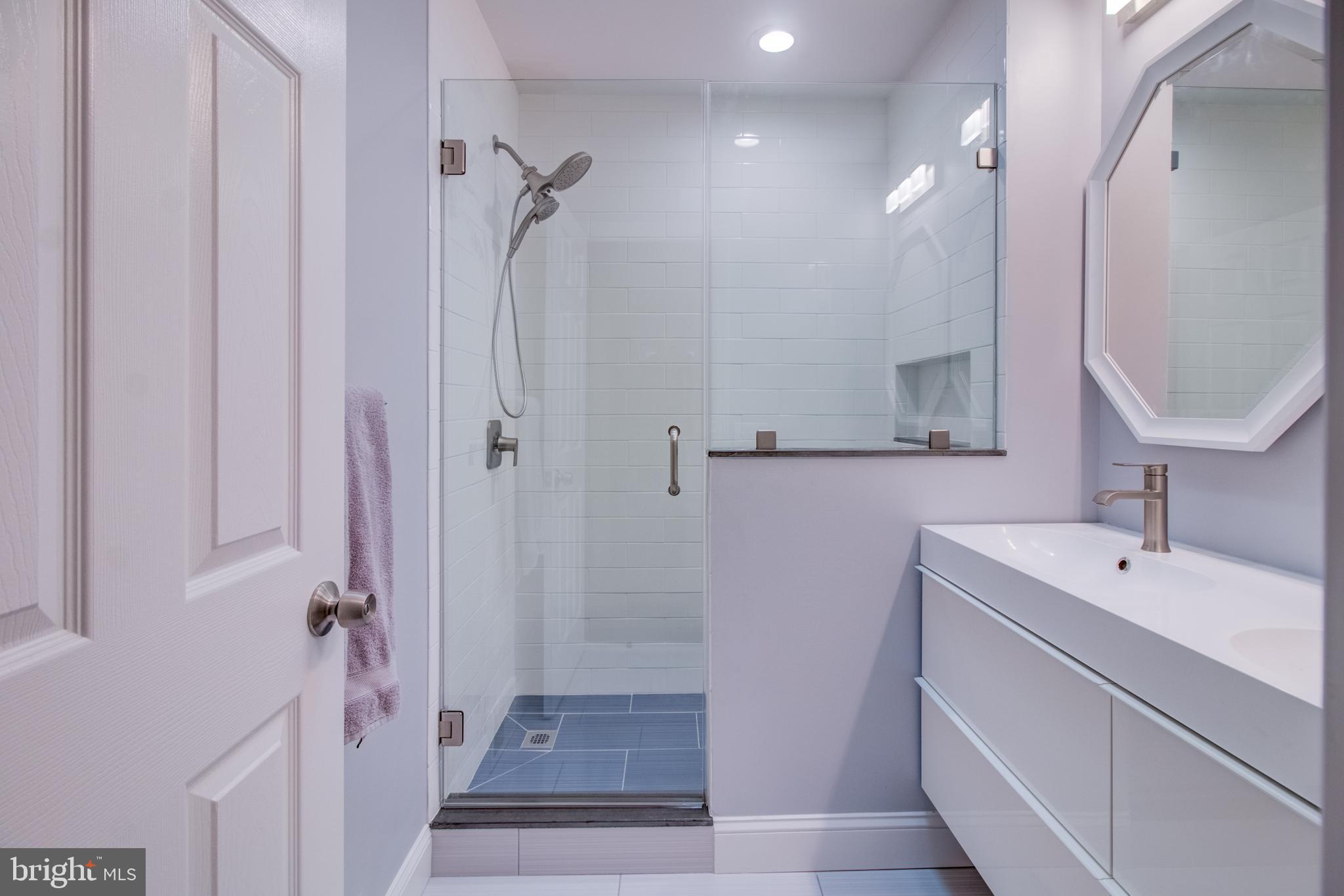 101 Lewis Brook Road Pennington, NJ 08534 - Photo 22 of 46 New master bath