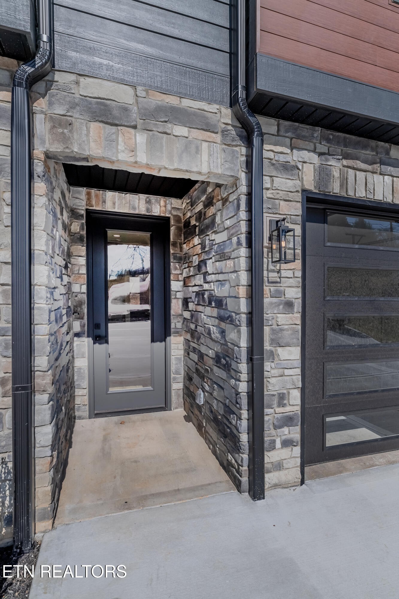 5041 Cain Road Knoxville, TN 37921 - Photo 4 of 52