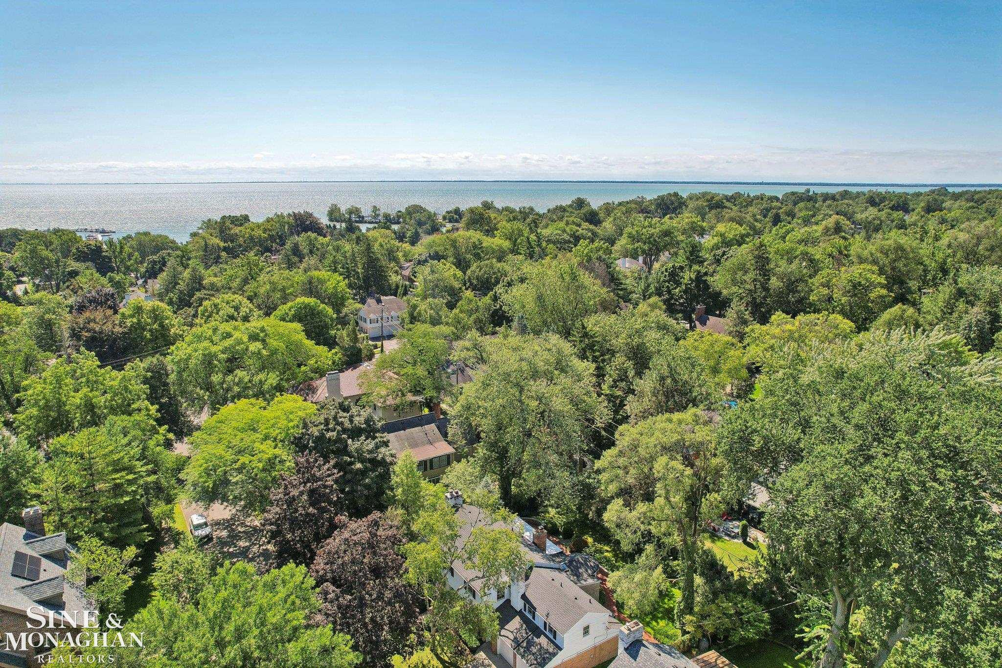 61 Muskoka Road Grosse Pointe, MI 48236 - Photo 43 of 45 50156848-DCE76D85-9A7B-4D47-BCBC-437EF1114628.JPG