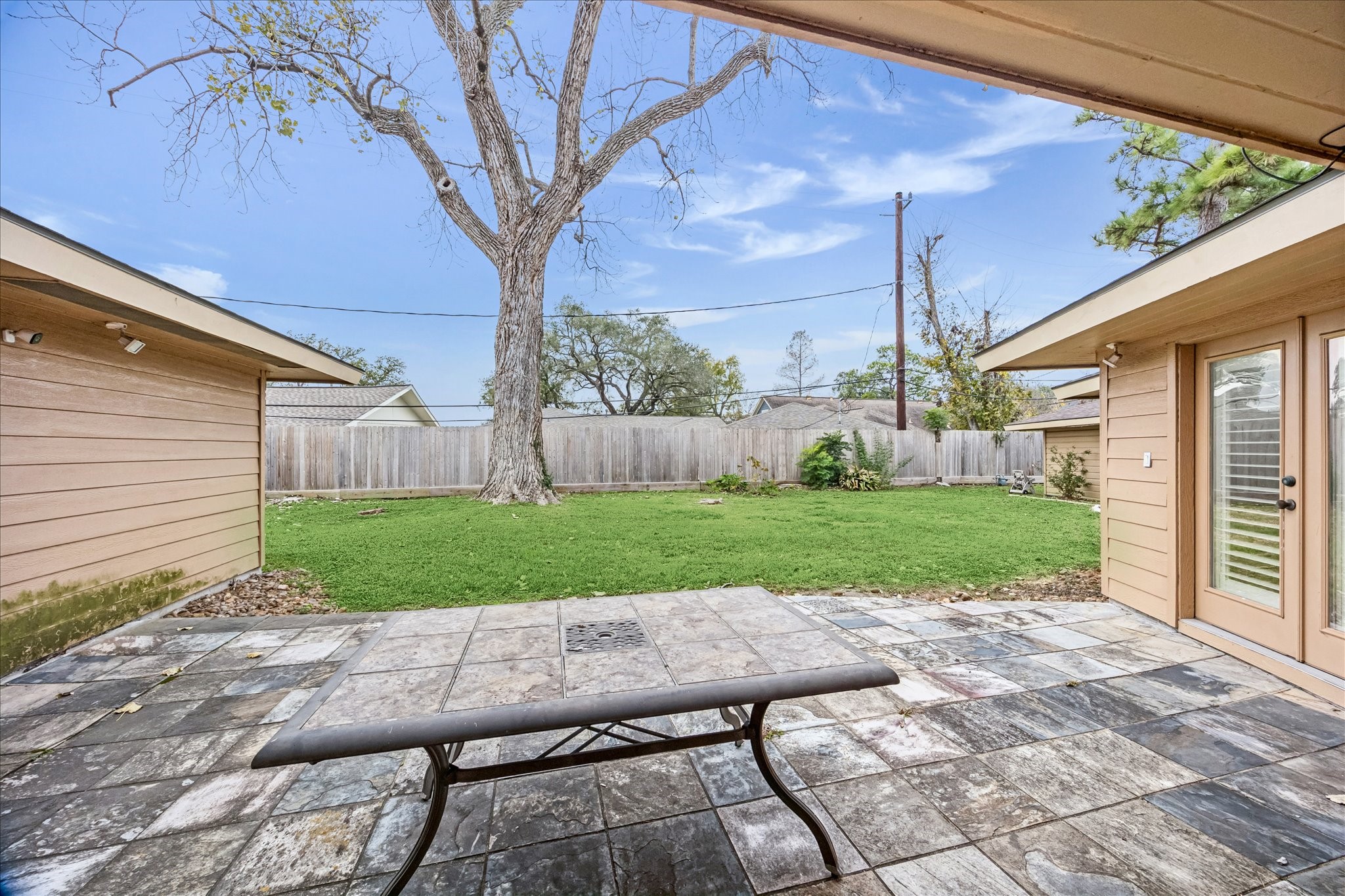 9106 Riddlewood Lane Houston, TX 77025 - Photo 5 of 14