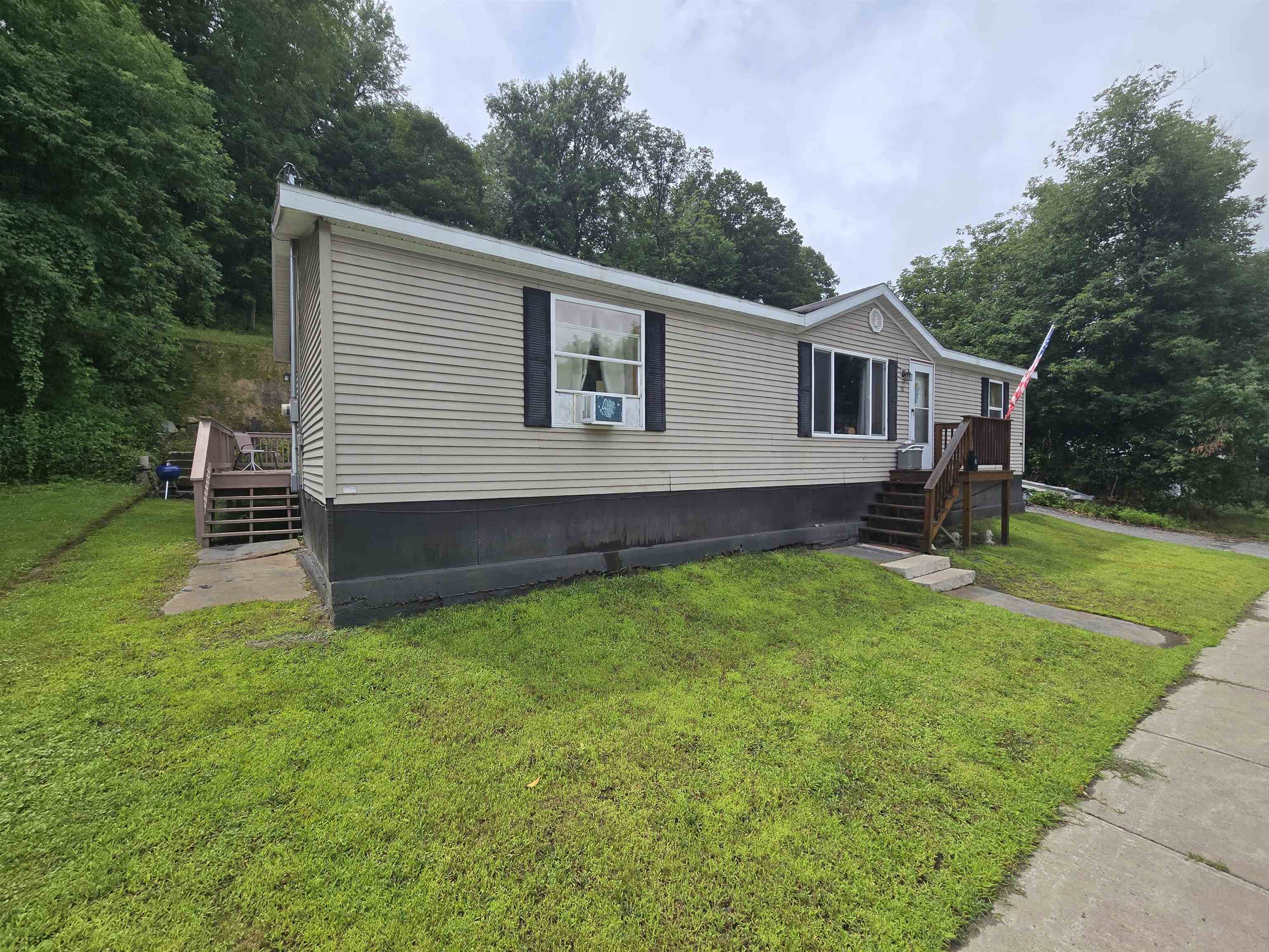 41 Brooklyn Street Barre, VT 05641 - Photo 31 of 42