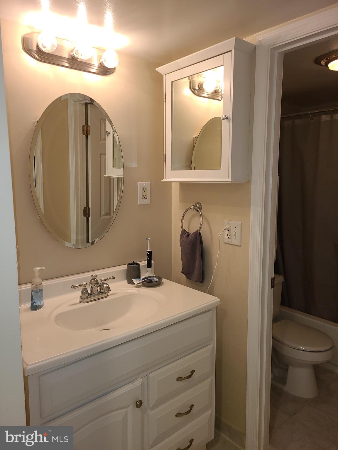 5810 Royal Ridge Drive, Unit A Springfield, VA 22152 - Photo 9 of 19 Gallery Image 9