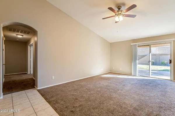 $2,100 | 251 West Windsor Drive, Gilbert, AZ 85233