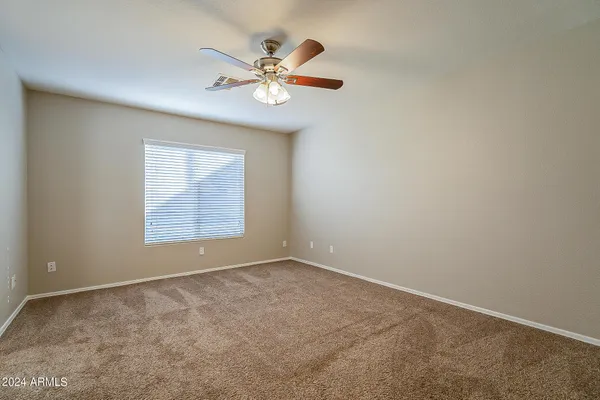 $2,100 | 251 West Windsor Drive, Gilbert, AZ 85233