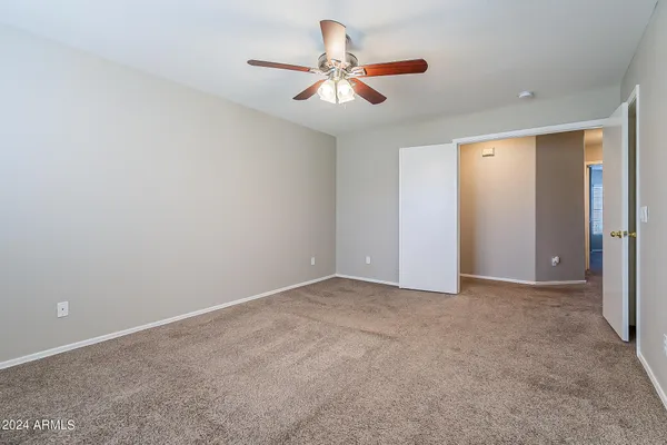 $2,100 | 251 West Windsor Drive, Gilbert, AZ 85233