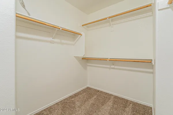 $2,100 | 251 West Windsor Drive, Gilbert, AZ 85233