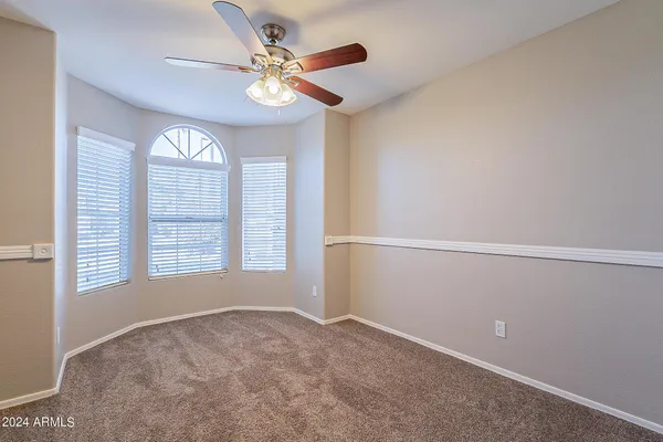 $2,100 | 251 West Windsor Drive, Gilbert, AZ 85233