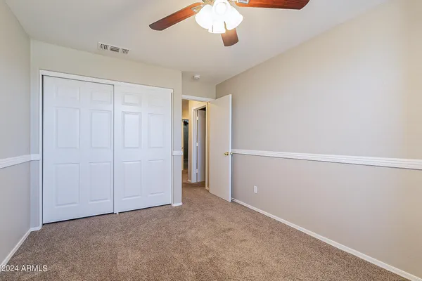 $2,100 | 251 West Windsor Drive, Gilbert, AZ 85233