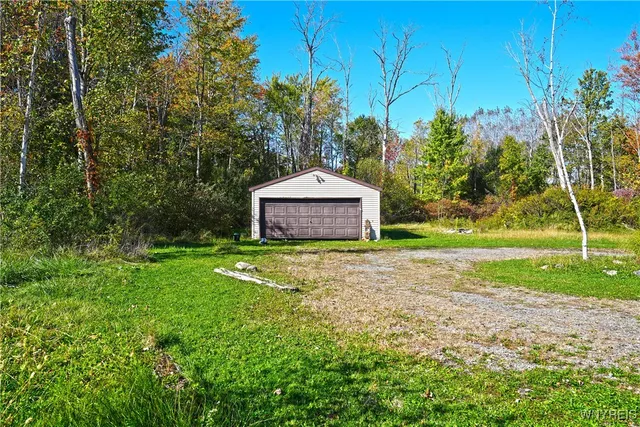 $159,900 | 9655 Granger Street, Evans, NY 14006