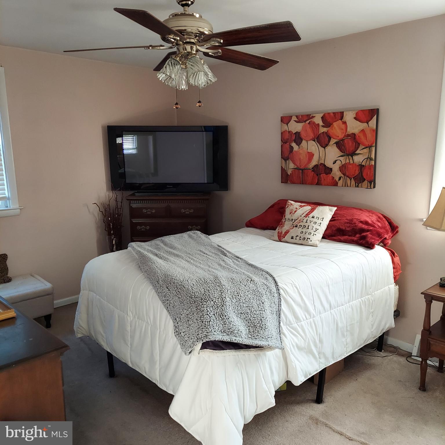 7201 Hill Road Philadelphia, PA 19128 - Photo 15 of 32 Gallery Image 15
