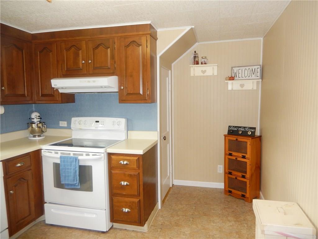 264 Old Rte 217 Derry, PA 15627 - Photo 10 of 25 Gallery Image 10