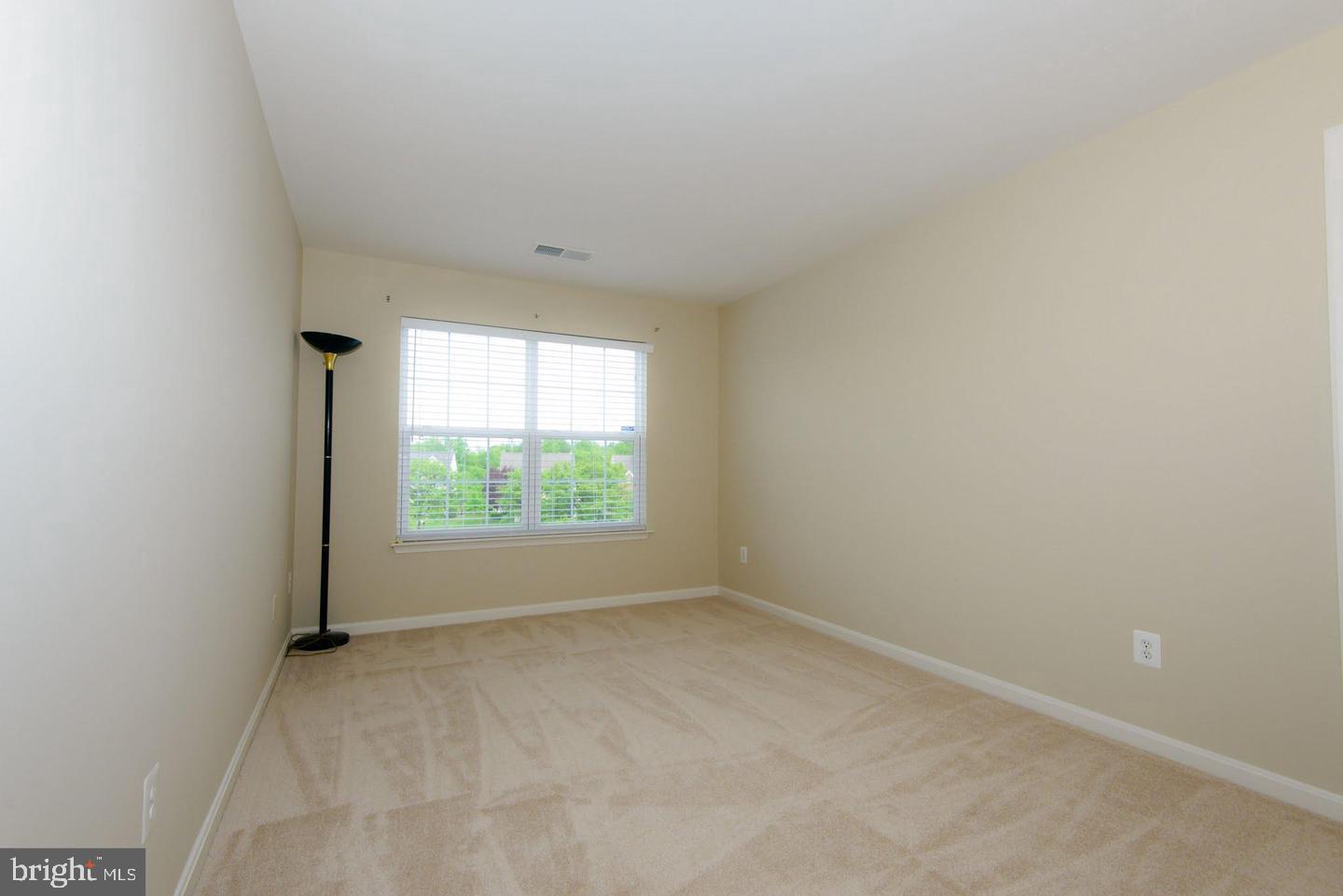 42983 Sundance Square Broadlands, VA 20148 - Photo 20 of 34