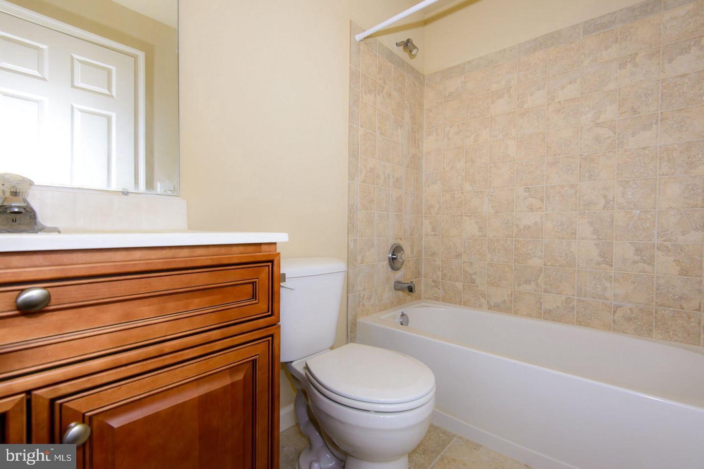42983 Sundance Square Broadlands, VA 20148 - Photo 21 of 34