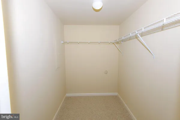 $4,300 | 42983 Sundance Square, Broadlands, VA 20148