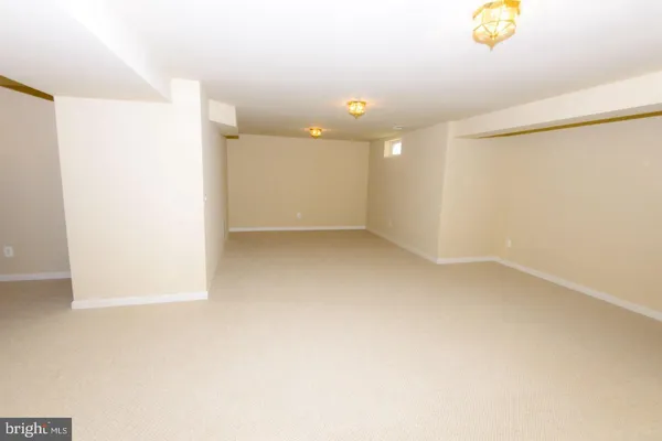 $4,300 | 42983 Sundance Square, Broadlands, VA 20148