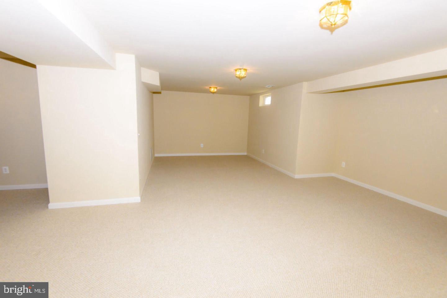 42983 Sundance Square Broadlands, VA 20148 - Photo 26 of 34