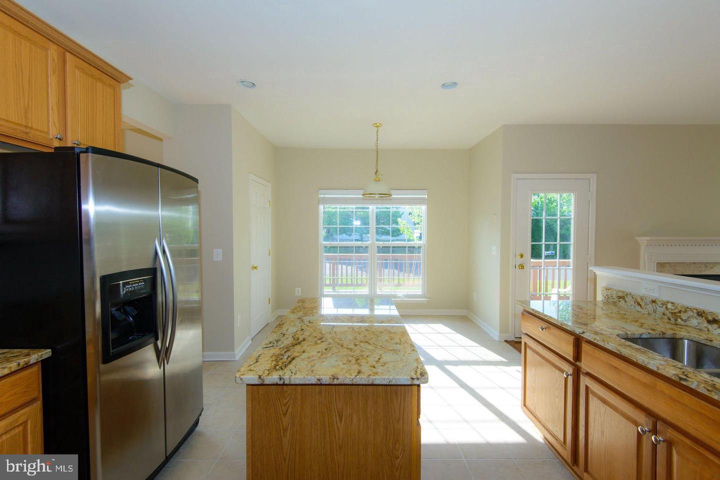 42983 Sundance Square Broadlands, VA 20148 - Photo 6 of 34
