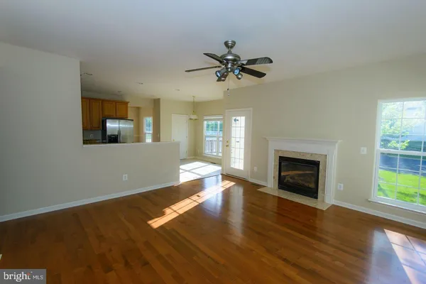 $4,300 | 42983 Sundance Square, Broadlands, VA 20148