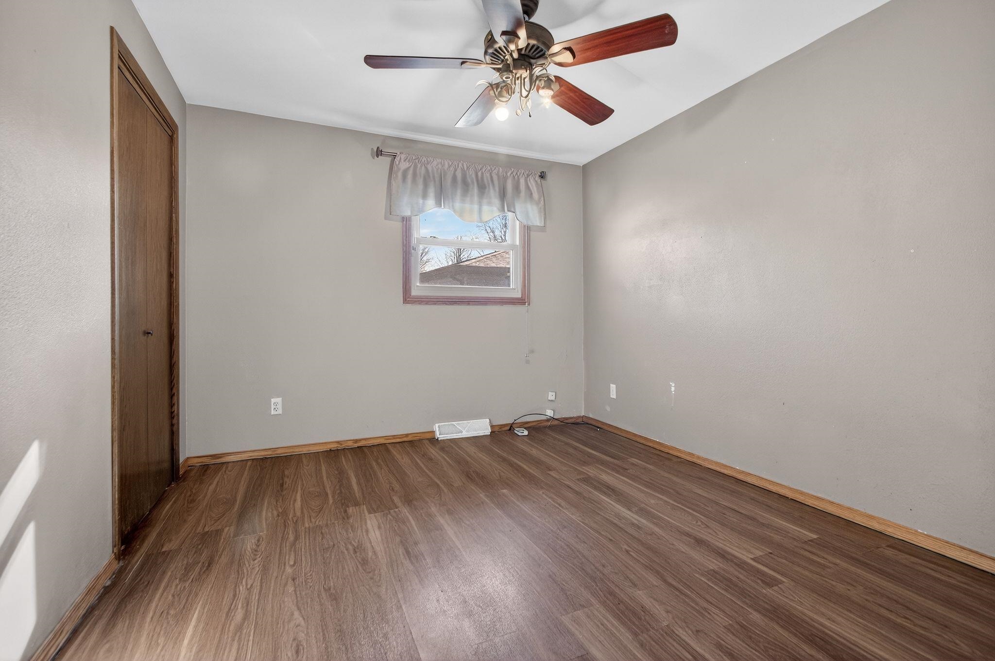 1201 Appleton Street Menasha, WI 54952 - Photo 16 of 42