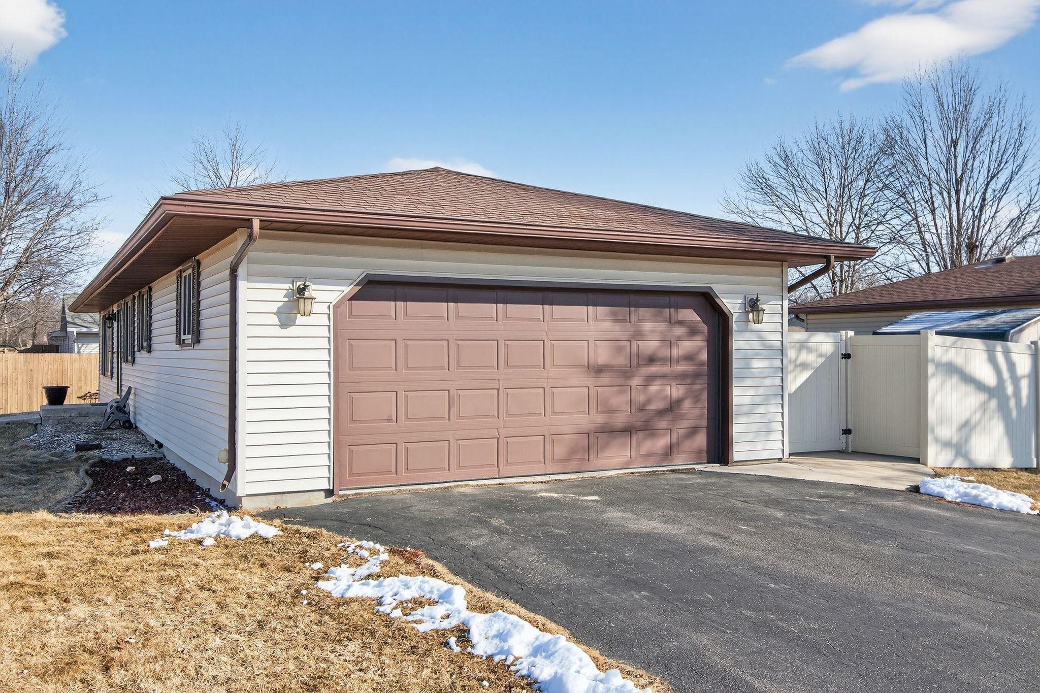 1201 Appleton Street Menasha, WI 54952 - Photo 31 of 42