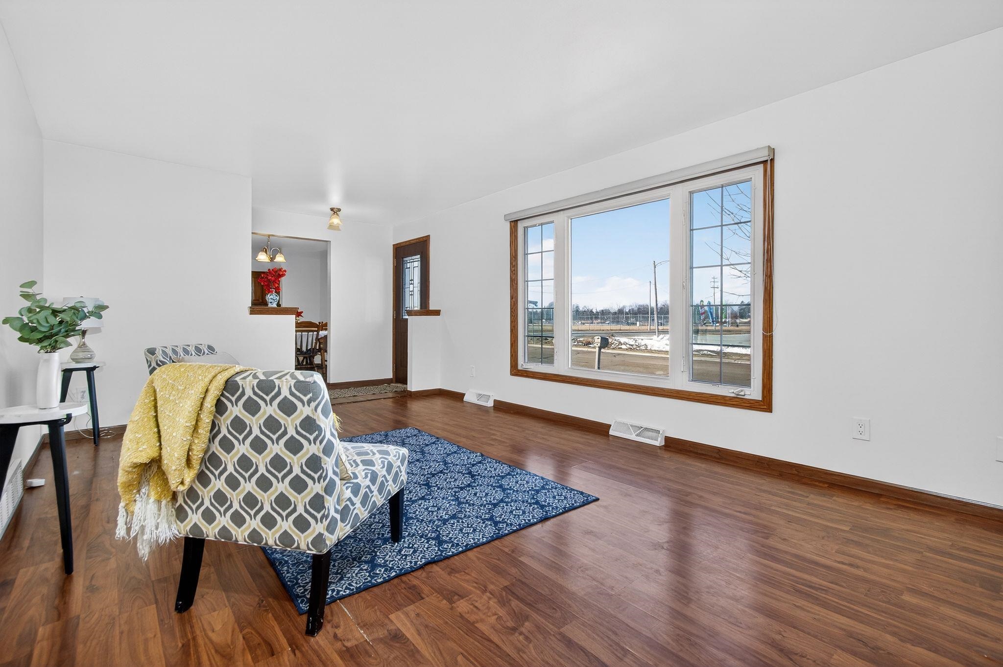 1201 Appleton Street Menasha, WI 54952 - Photo 10 of 42