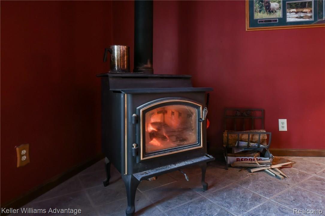 40449 Willis Road Belleville, MI 48111 - Photo 6 of 35 DSC_3496.jpg
