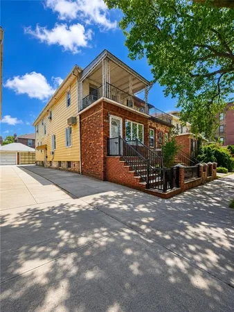 $1,358,000 | 1469 West 9th Street | Bensonhurst