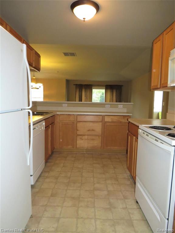 4200 Hampton Ridge Boulevard, Unit 79 Howell, MI 48843 - Photo 30 of 41