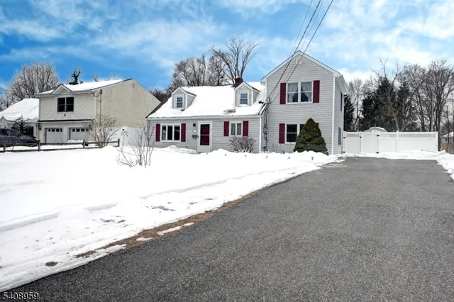 $565,000 | 2 Marvin Road, Pequannock, NJ 07444