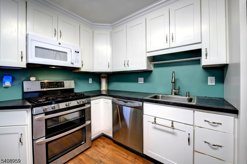 2 Marvin Road Pequannock, NJ 07444 - Photo 6 of 28