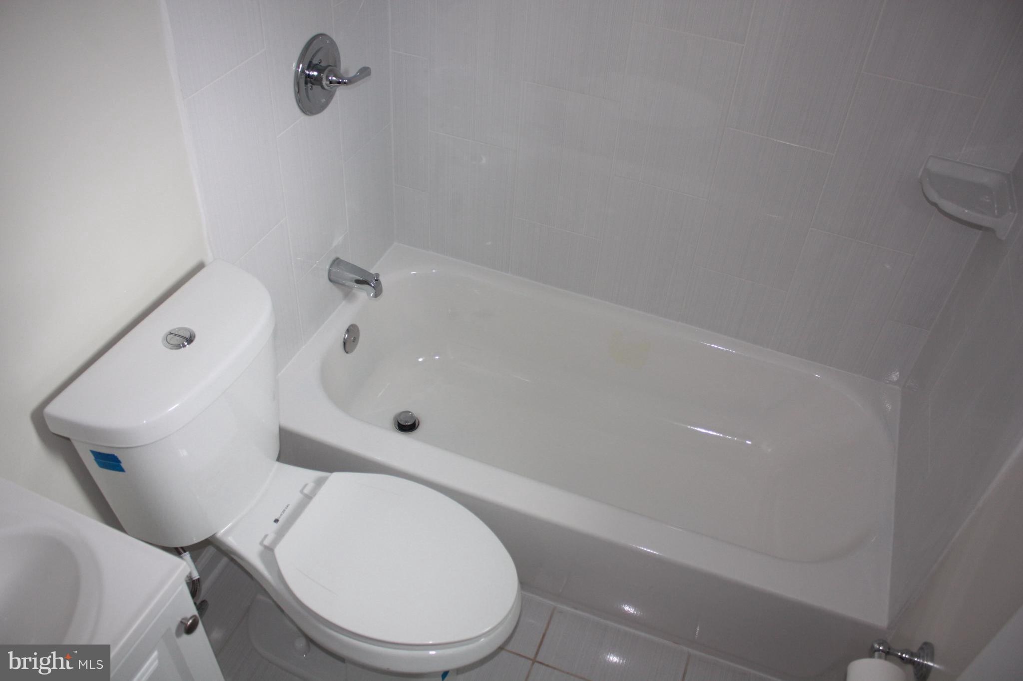 5121 Decatur Street Hyattsville, MD 20781 - Photo 9 of 13 Hall Bath