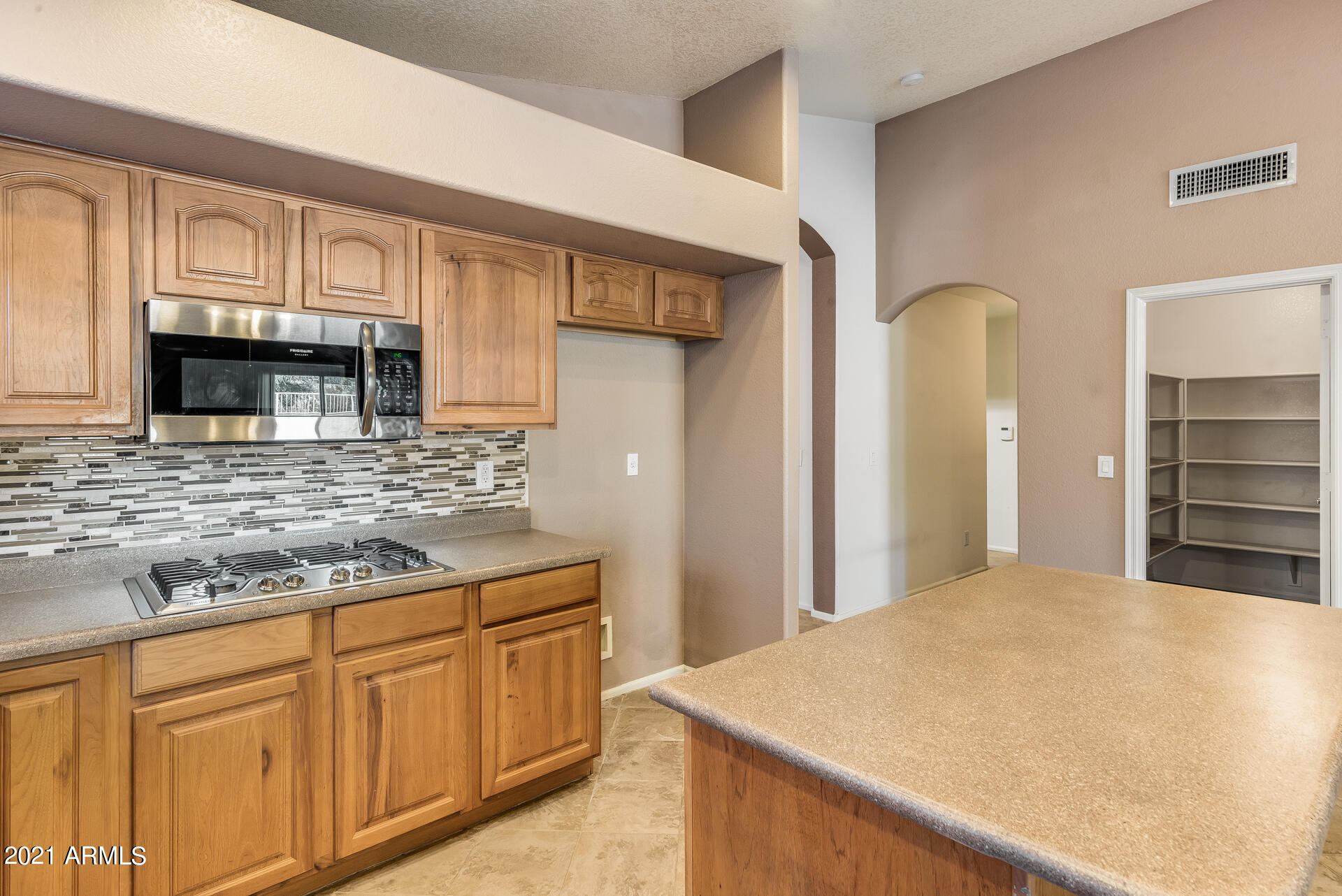 28919 North Nobel Road Phoenix, AZ 85085 - Photo 11 of 38 ChaseCapture-16