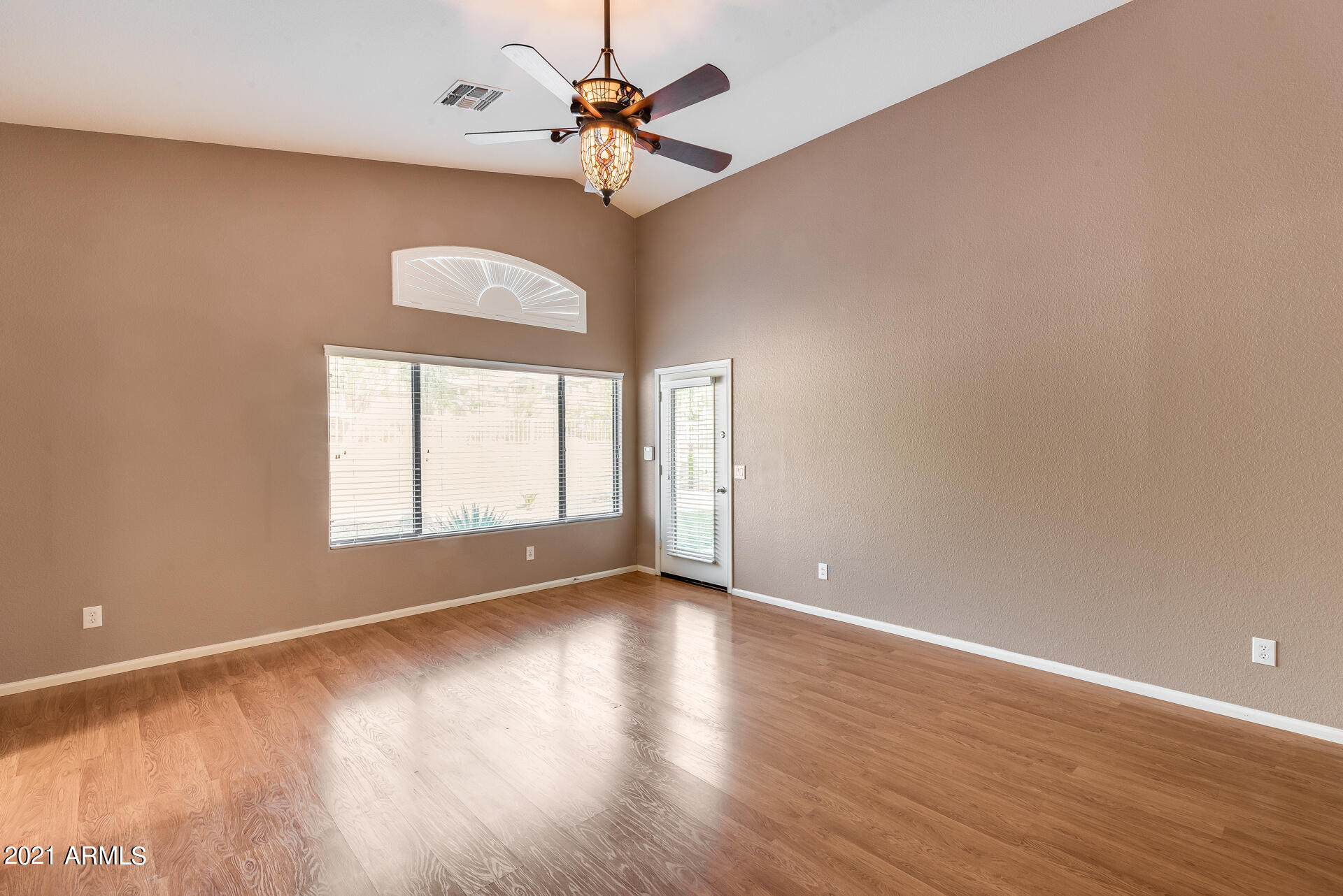 28919 North Nobel Road Phoenix, AZ 85085 - Photo 20 of 38 ChaseCapture-27