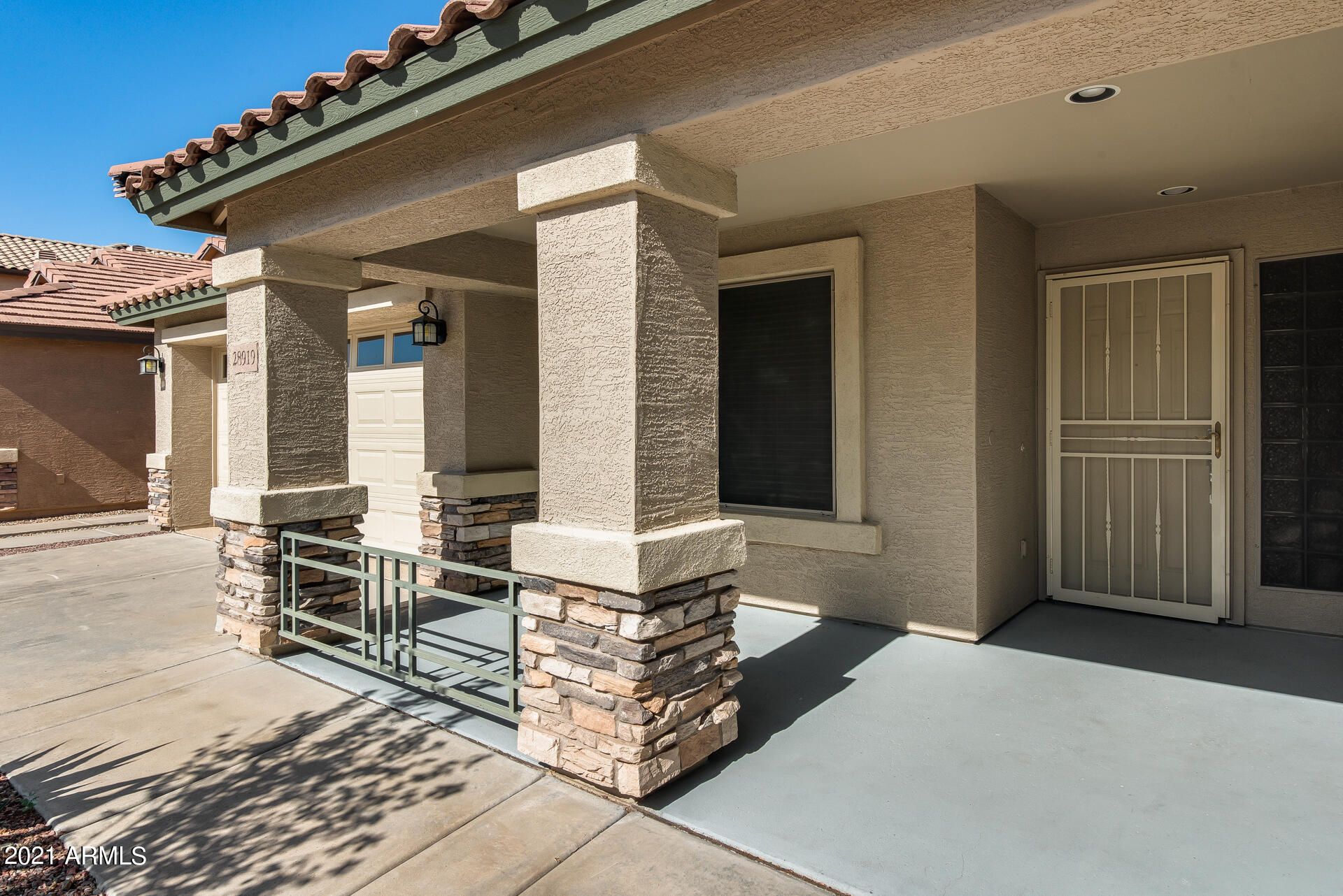 28919 North Nobel Road Phoenix, AZ 85085 - Photo 4 of 38 ChaseCapture-9