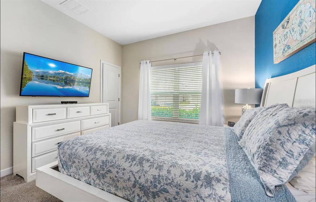 880 Pebble Beach Drive Davenport, FL 33896 - Photo 13 of 52