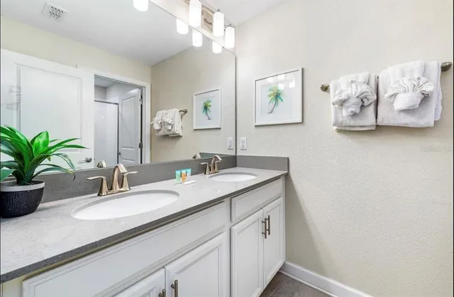 $375,000 | 880 Pebble Beach Drive, Davenport, FL 33896