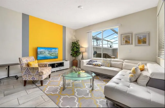 $375,000 | 880 Pebble Beach Drive, Davenport, FL 33896