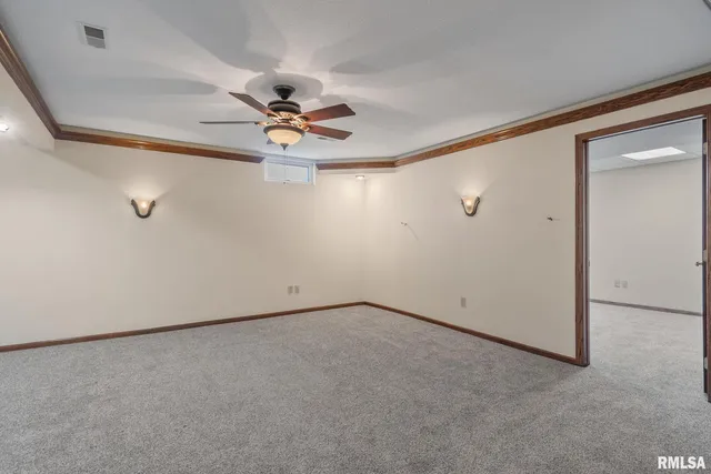 $395,000 | 306 13th Avenue, De Witt, IA 52742