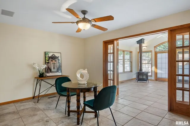 $395,000 | 306 13th Avenue, De Witt, IA 52742