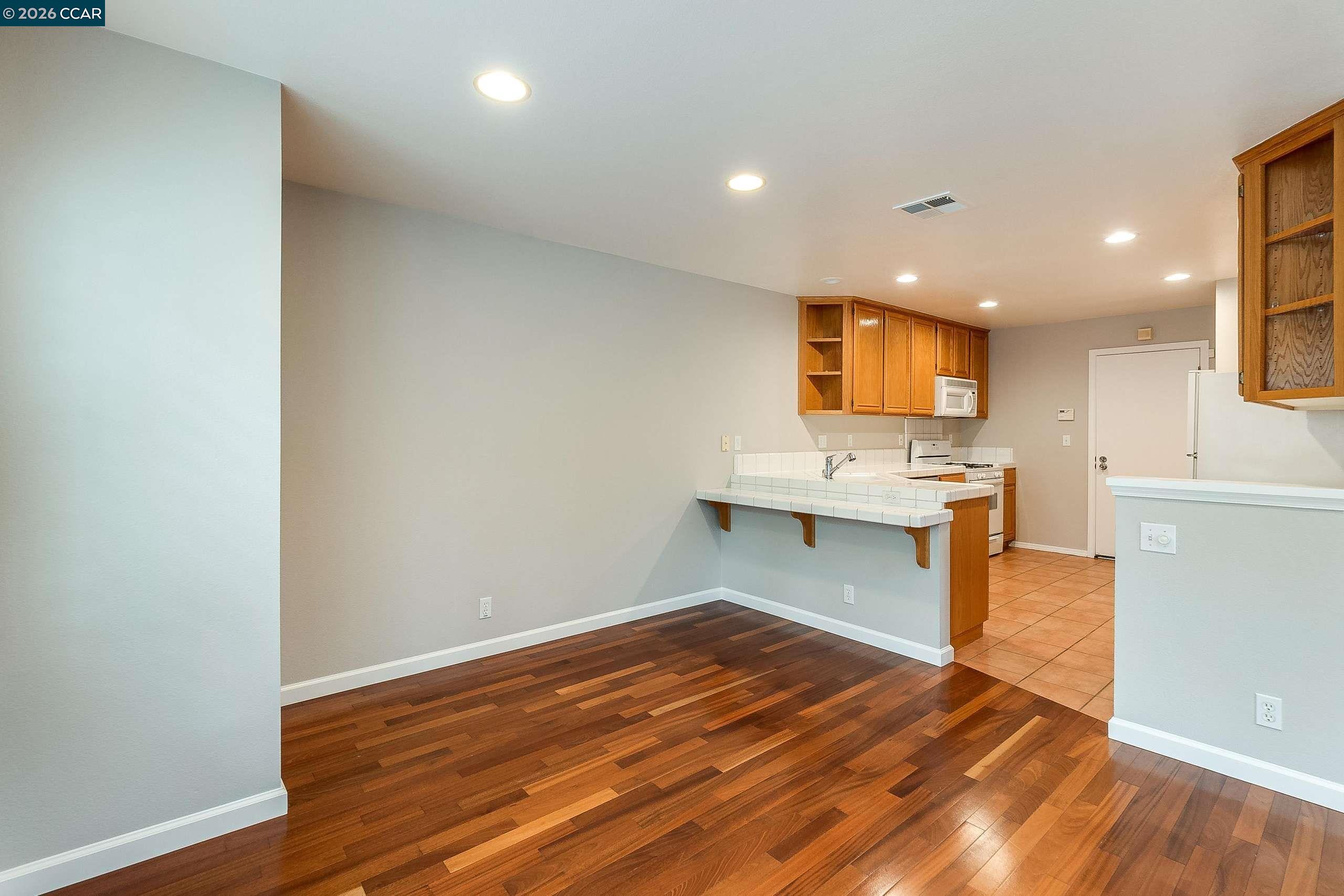 435 Regal Lily Lane San Ramon, CA 94582 - Photo 10 of 30